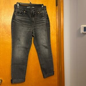 Black Mid rise boyfriend Jean